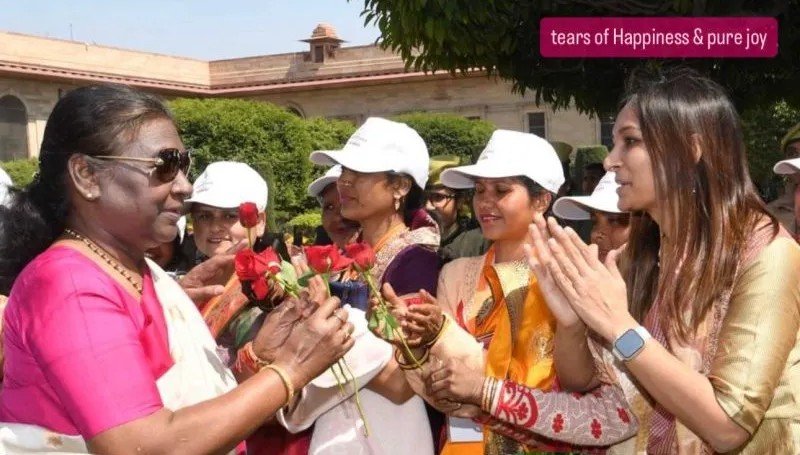 Pinky Maheshwari meeting Hon'ble President Smt. Droupadi Murmu at Rashtrapati Bhavan
